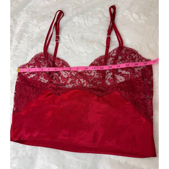 VTG Y2K 2000s Victoria’s Secret Red Satin Lace Camisole Crop Top Lingerie Medium - Picture 6 of 7